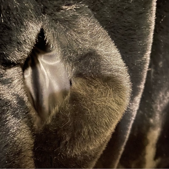 SOLD-Michael Kors faux fur coat - Picture 8 of 11